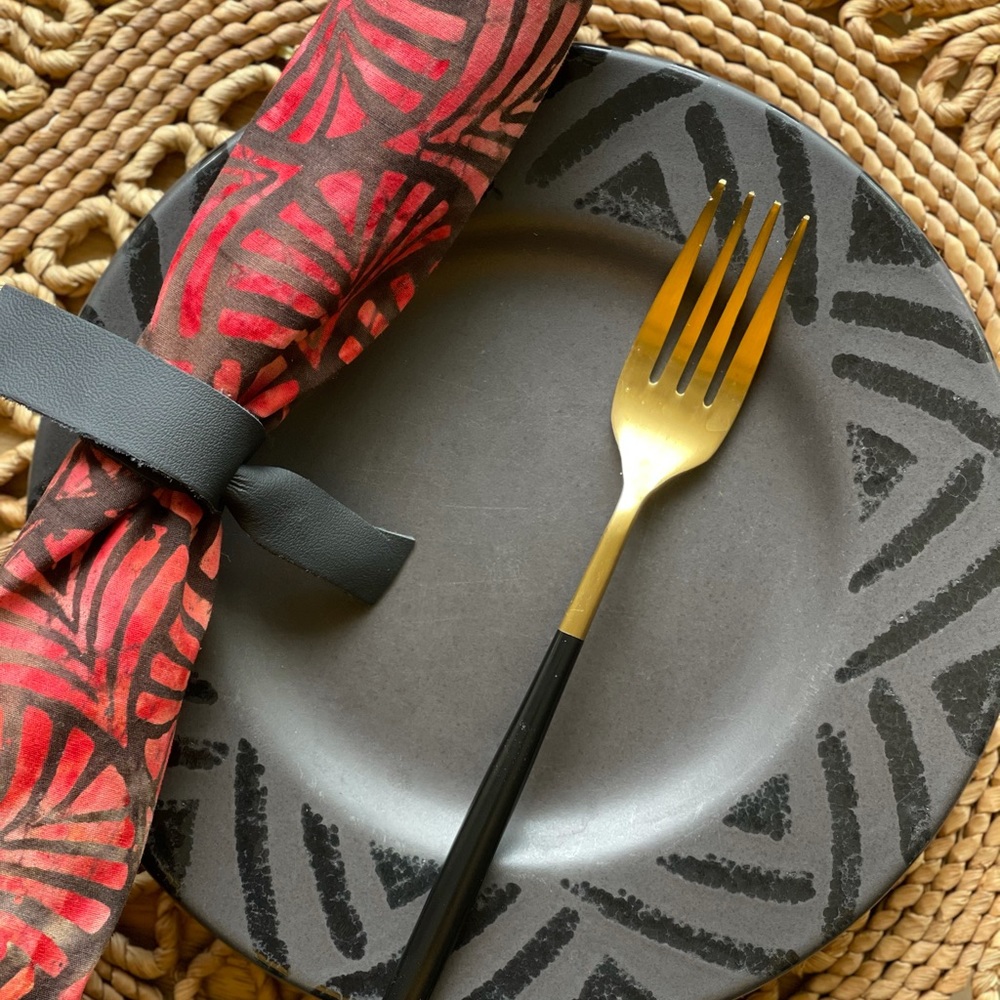 Dessert Plates 4 available $9 each